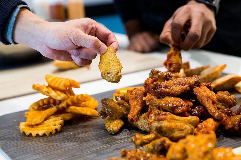 Atomic Wings - Queens Restaurants