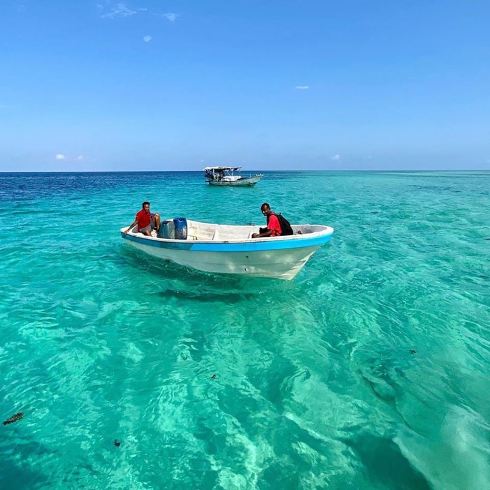 Makina Cafe - Queens Regulations