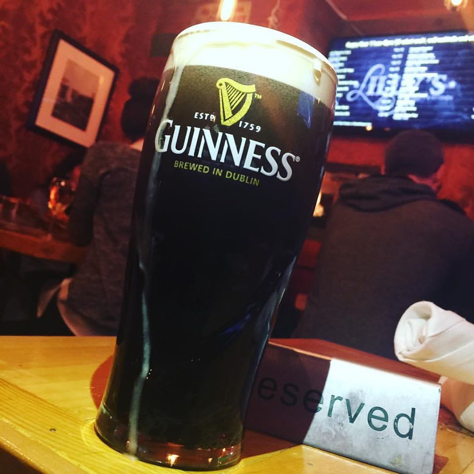 Lilly's Craft and Kitchen - New York Entertainment