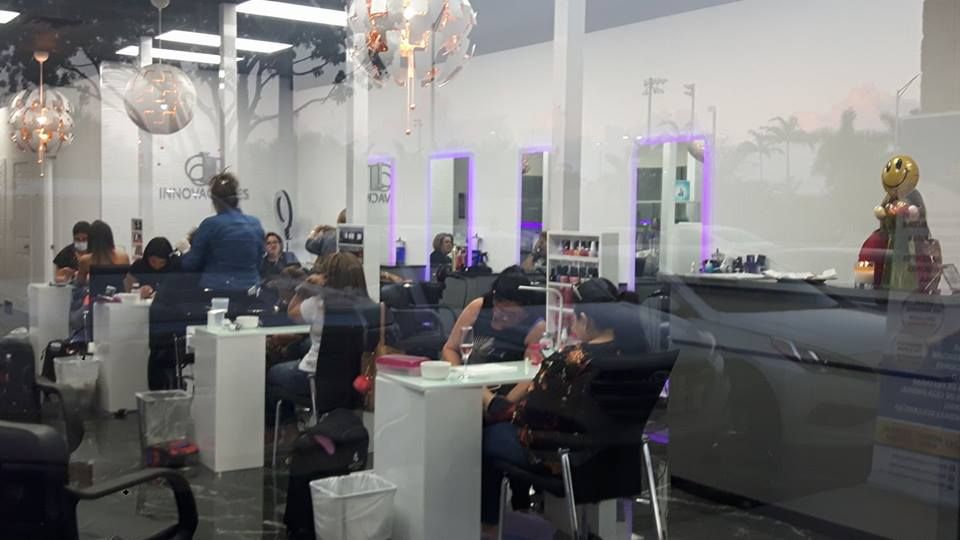 Innovaciones salón & beauty shop - Hialeah Convenience