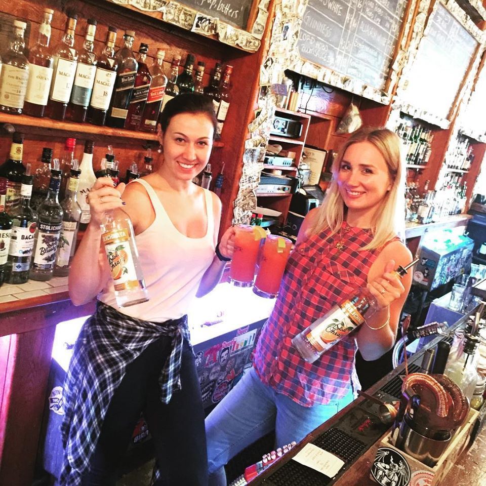 Lilly's Craft and Kitchen - New York Wheelchairs