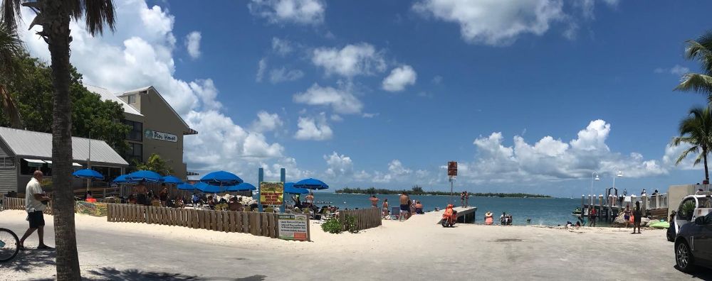 Lagerheads Beach Bar & Watersports - Key West Contemporary