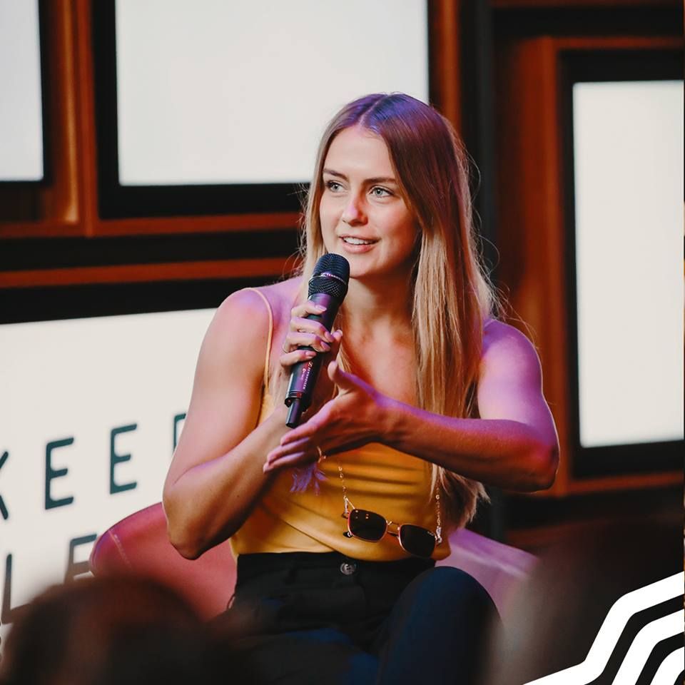 Mercedes me Store Melbourne - Melbourne Accommodate