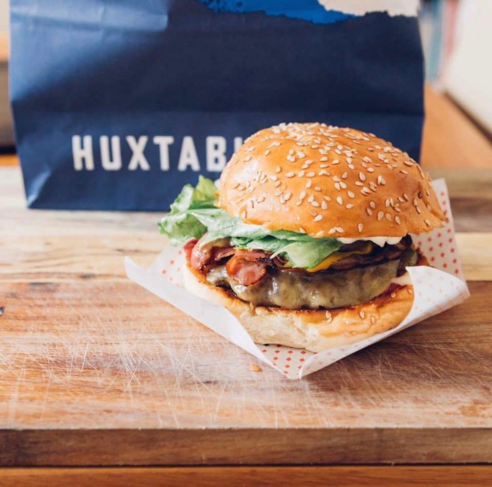 Huxtaburger Fulham Place - Melbourne Reservations