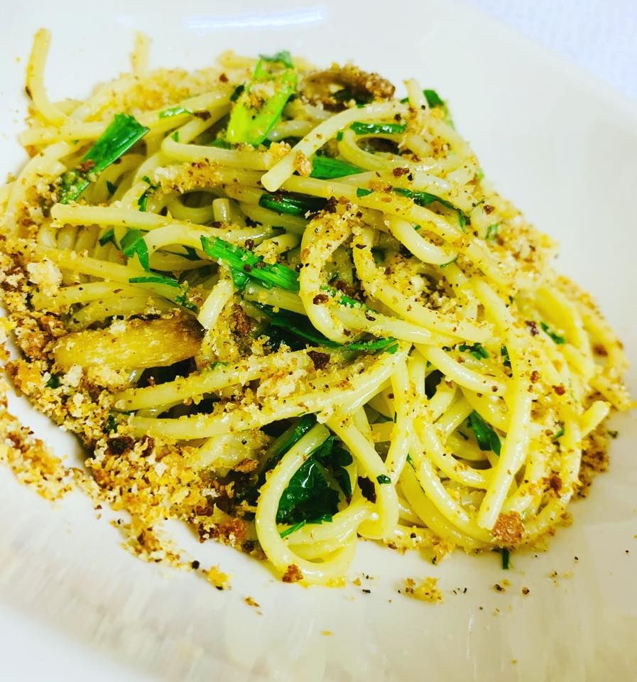 Lupa - New York Traditional