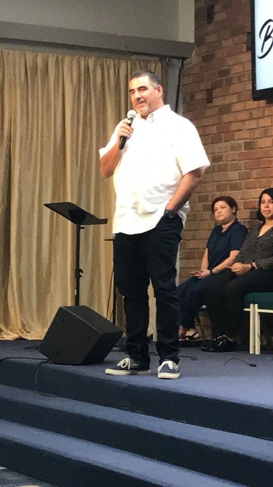 Iglesia Cristiana La Gloria de Dios - Hialeah Accommodate