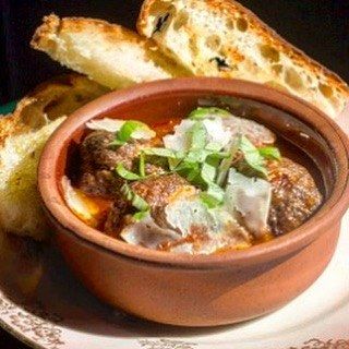 PEQUE Vinos & Tapas - New York Flexibility