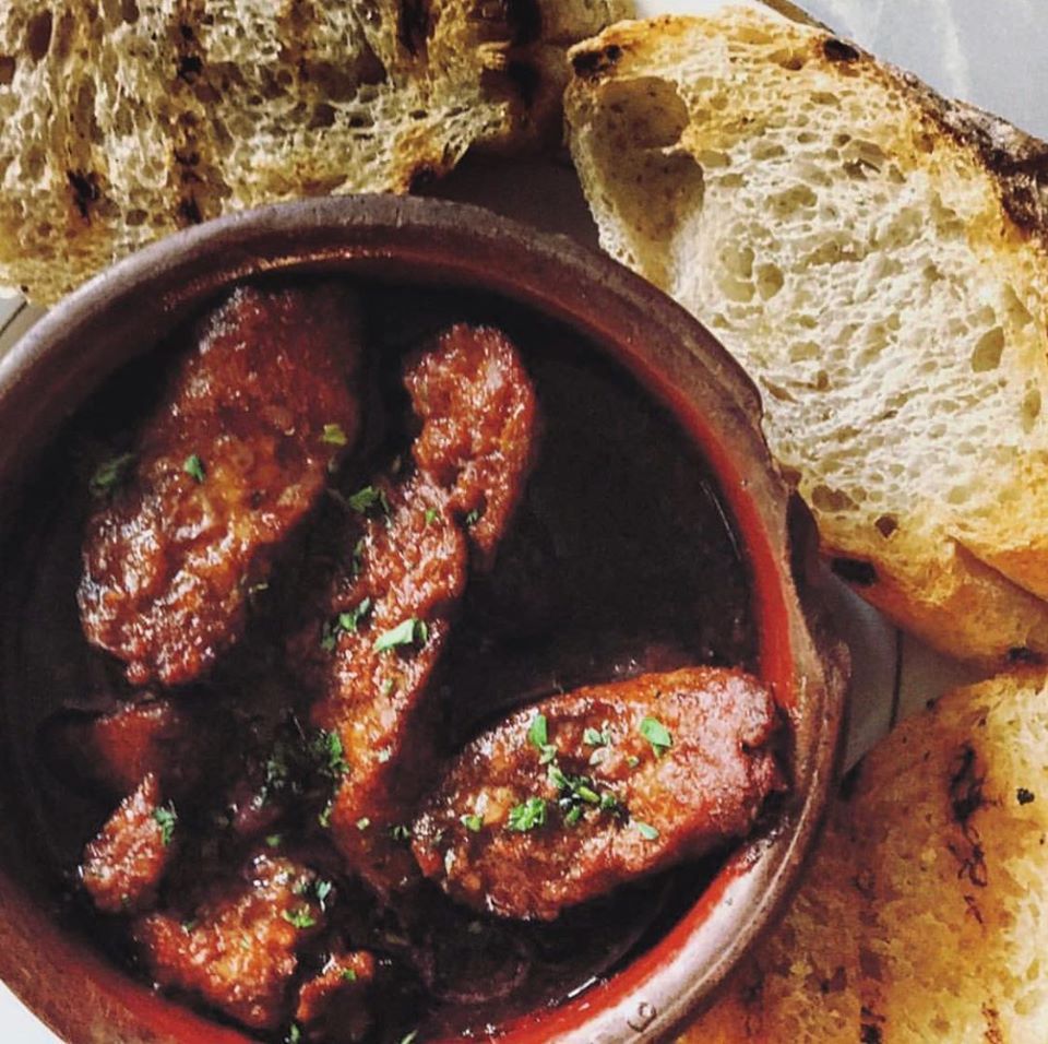 PEQUE Vinos & Tapas - New York Traditional