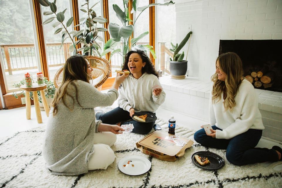 Pizza Hut - Queens Comfortable