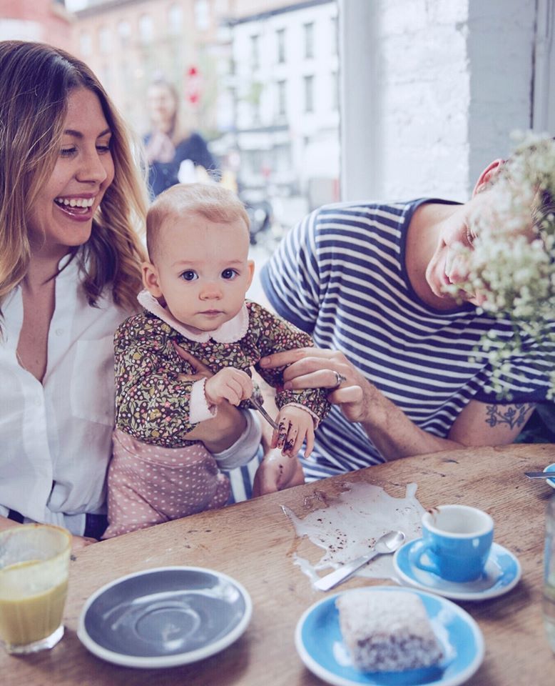 Bluestone Lane Manhattan West Caf&eacute; - New York Restaurant