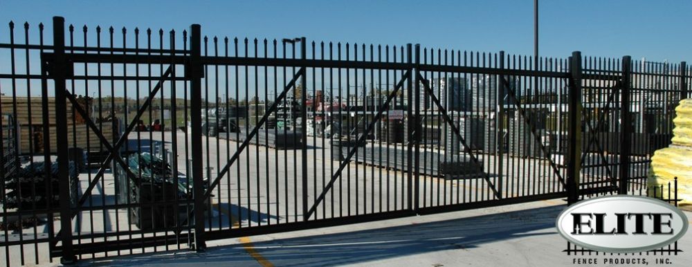 American Fence Shop - Hialeah Contemporary