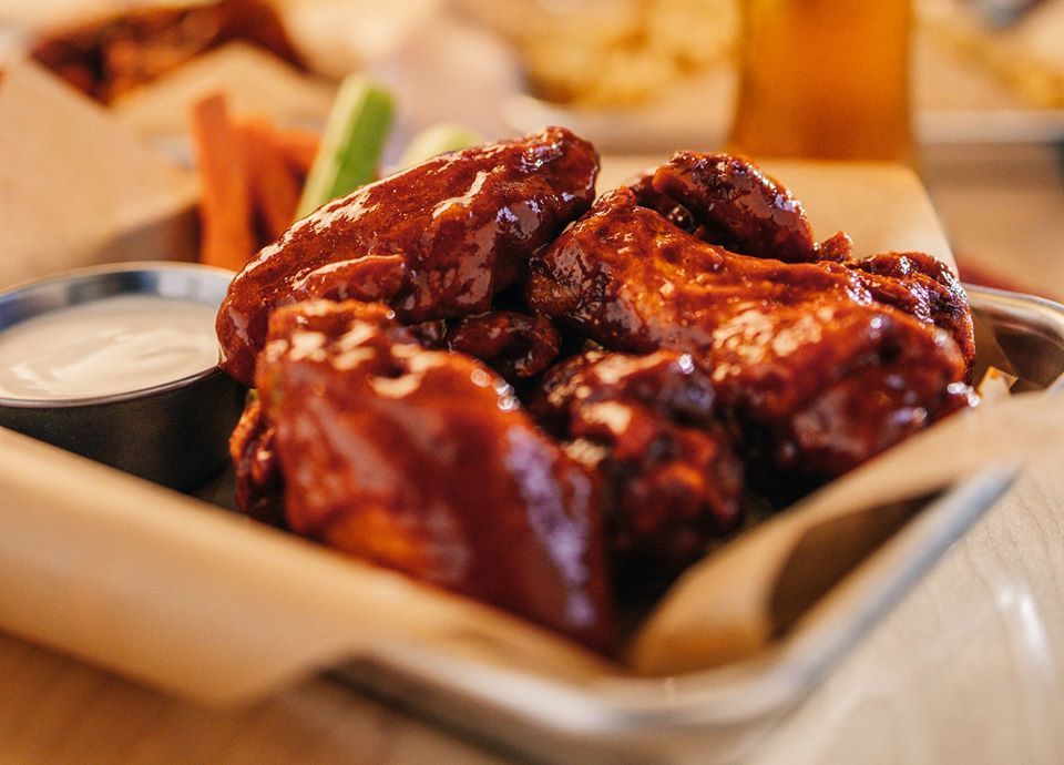 Buffalo Wild Wings Brooklyn Restaurant American