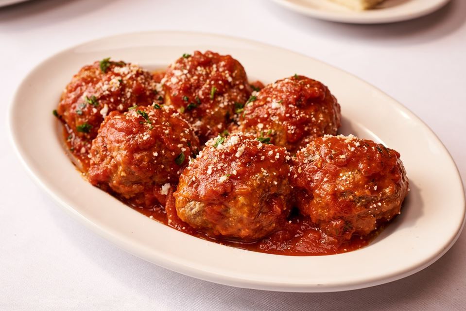 Carmine’s Italian Restaurant - New York Traditional
