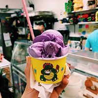 The Original Chinatown Ice Cream Factory - New York Atmosphere