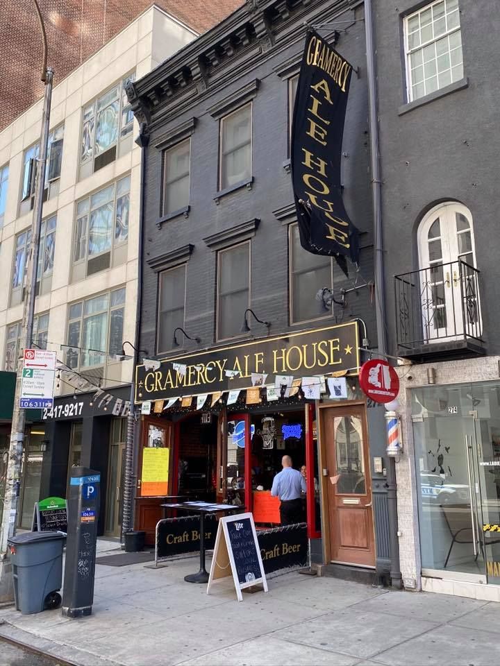 Gramercy Ale House - New York Wheelchairs