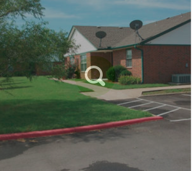 COUNTRY CLUB VILLA APARTMENTS - Pryor Creek Comfortable