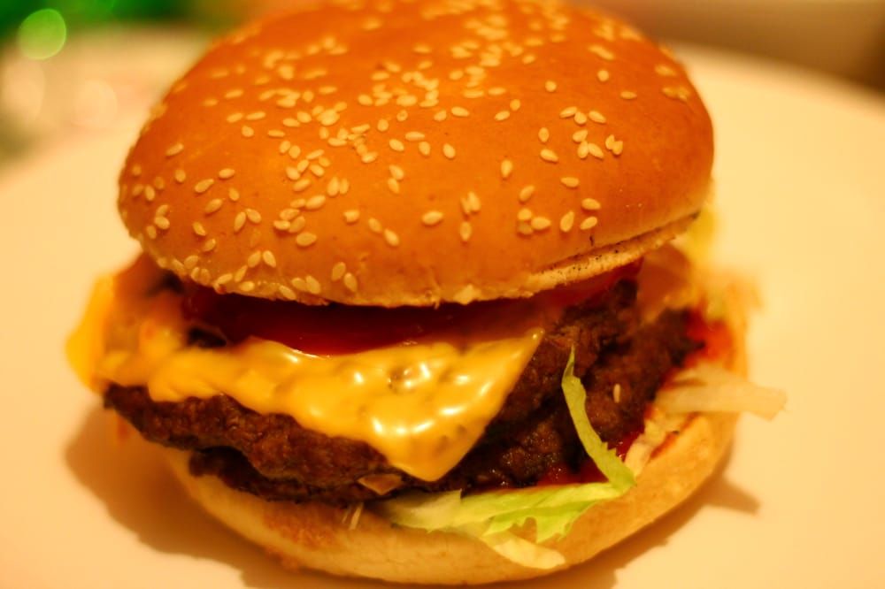 Place Fried Chicken & Pizza - Brooklyn Entertainment