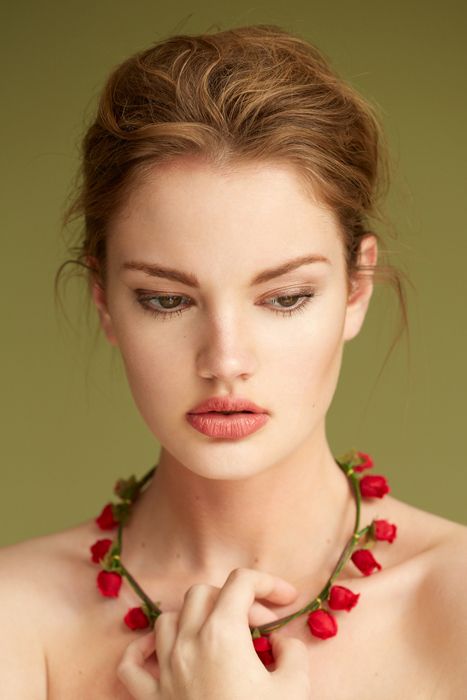 Starlit Designs - Hair and Makeup Studio - Hialeah Information