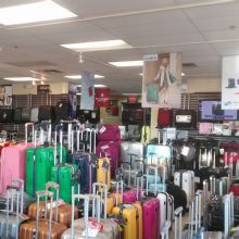 Luggage Super Outlet - Orlando Slider 1