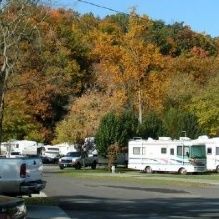 Riverbend Campground - Pigeon Forge Slider 1