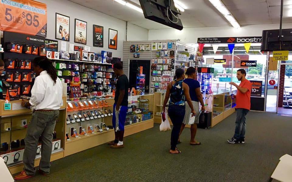 Boost Mobile of Belle Glade - Belle Glade Contemporary