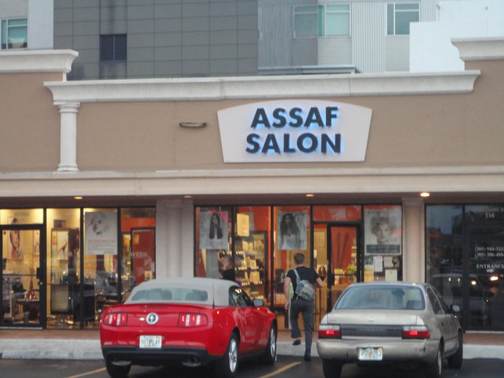 Assaf Almog Salon - Sunny Isles Beach Accommodate