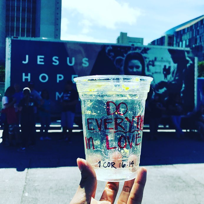 SPORA Cafe & Smoothie Bar - Miami Beach Comfortable