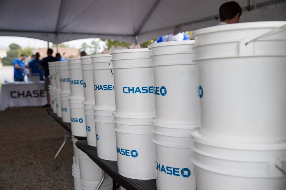 Chase Bank - Aventura Information