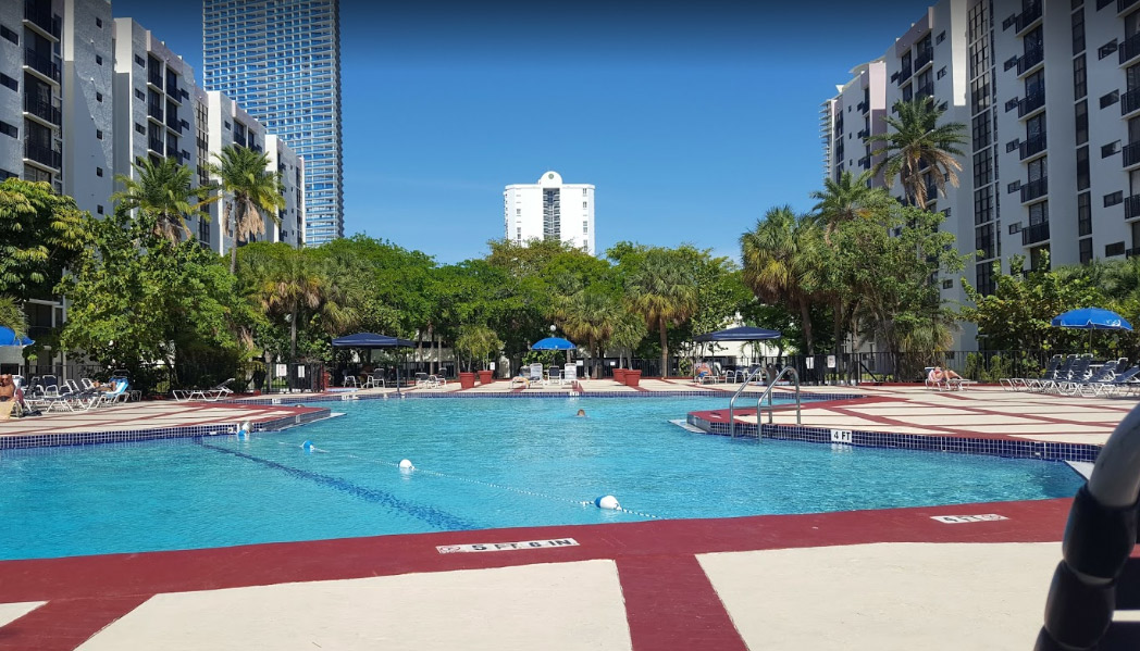 Plaza of the Americas - Sunny Isles Beach Organization