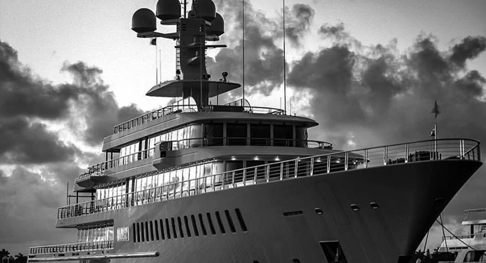 Rybovich Marine Center - Riviera Beach Wheelchairs