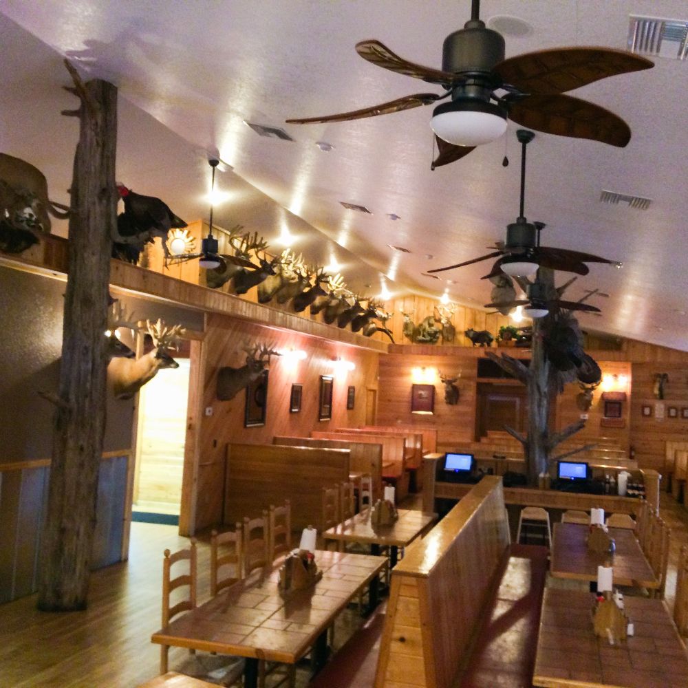 Big Wood BBQ and Grill - Live Oak Reservations