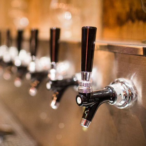 Rachael's Sports Food & Fun - Savannah Reservations