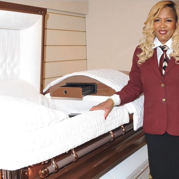 Sandra Clark Funeral Home - Dallas Informative