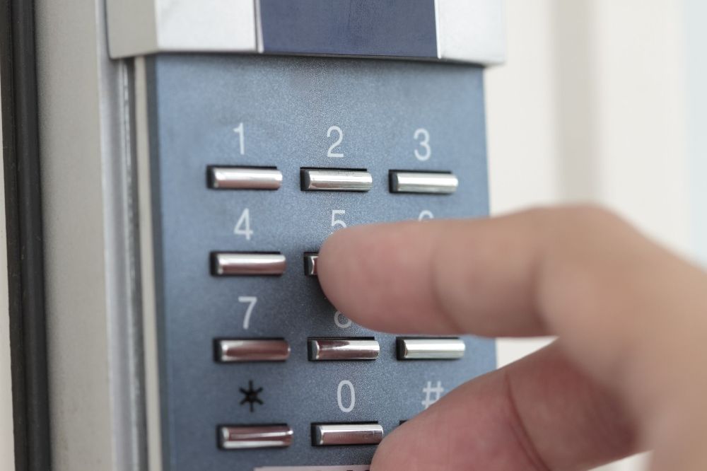 Lock, Stock & Barrel Locksmiths - Tarramurra Convenience