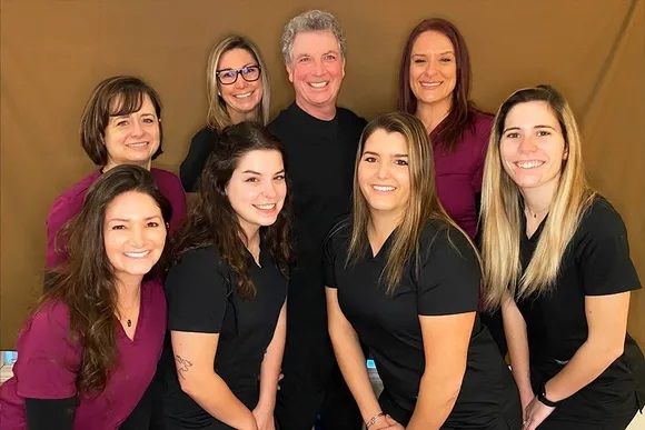 David D. Gianino DDS Family and Cosmetic Dentistry 883-3606the