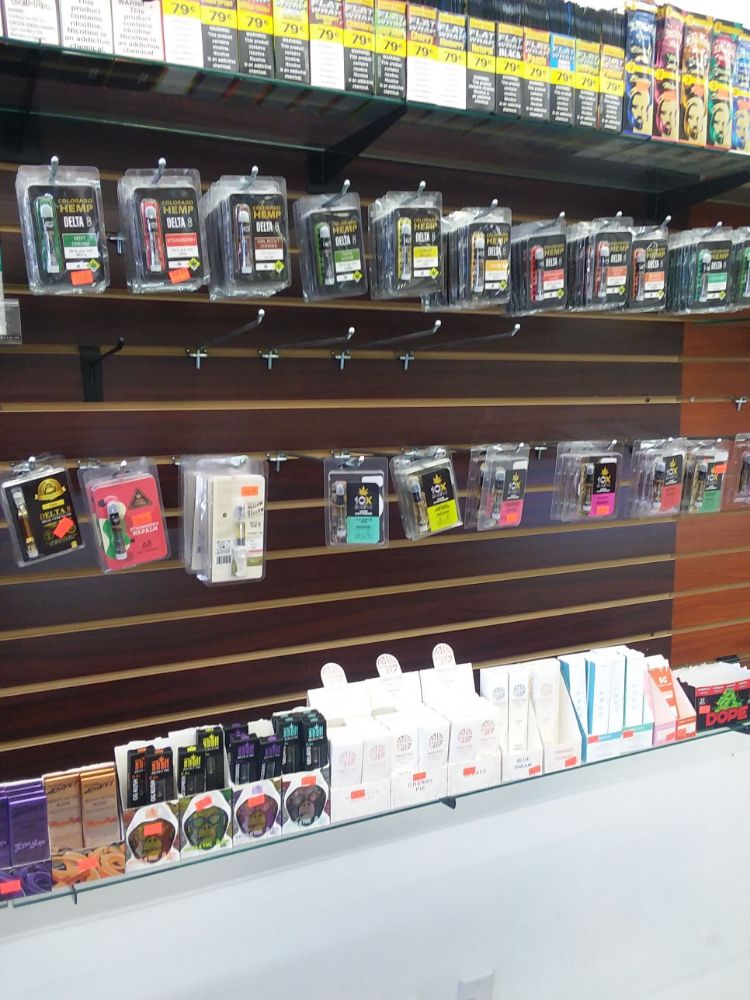 Jay's Vape And Smok Shop - Madison Accommodate