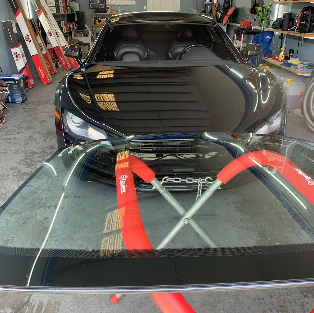 Xclusive Level Auto Glass LLC - Kissimmee Accommodate