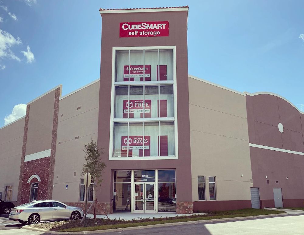 Woodlake Plaza - Greenacres Themselves