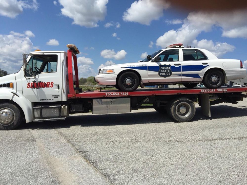 Seniour's Towing - Greencastle Combination