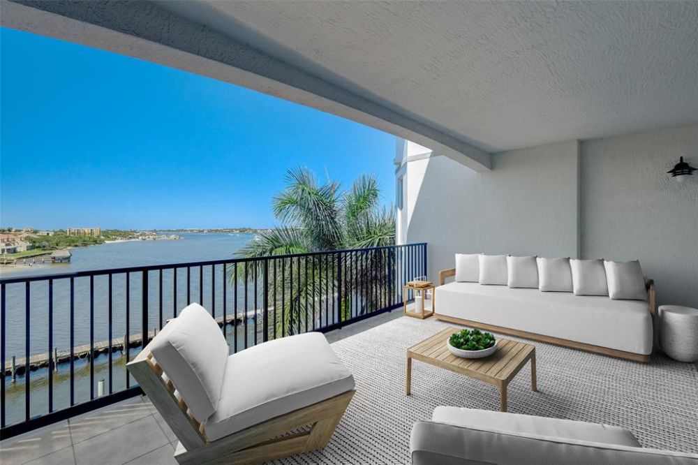 John F. Fitzpatrick - VALENCIA ISLES Wheelchairs