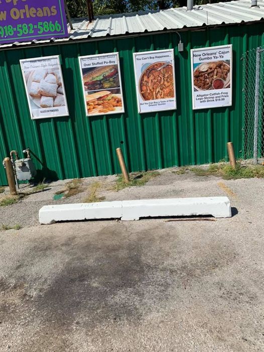 Big Daddy Claude's Cajun Hotspot - Tulsa Accommodate