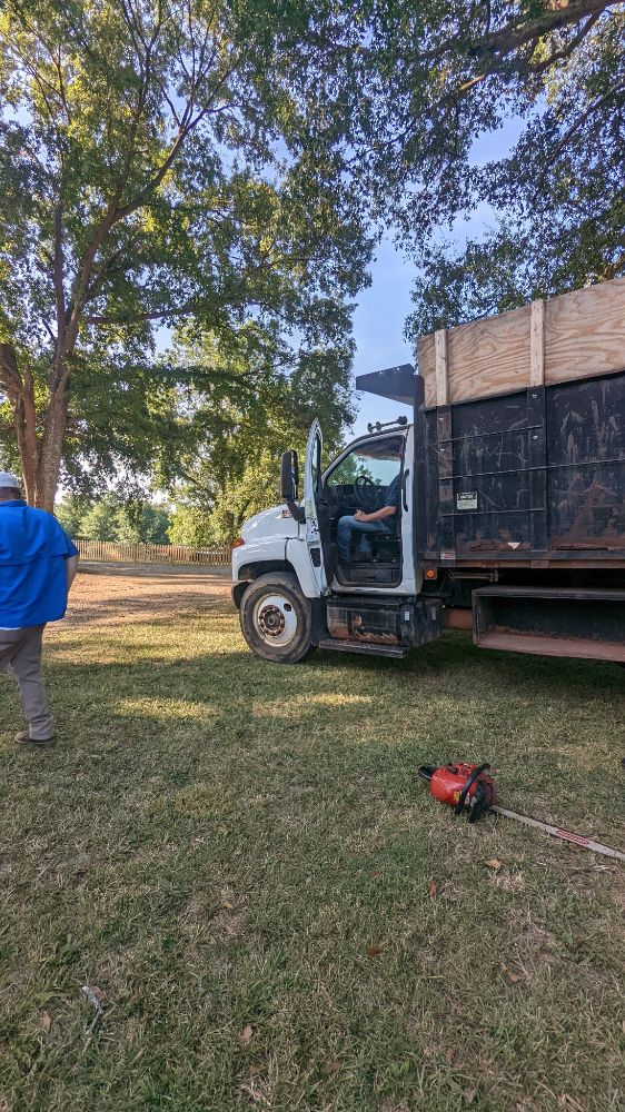 Dennis Tree Service - Montevallo Landscaping