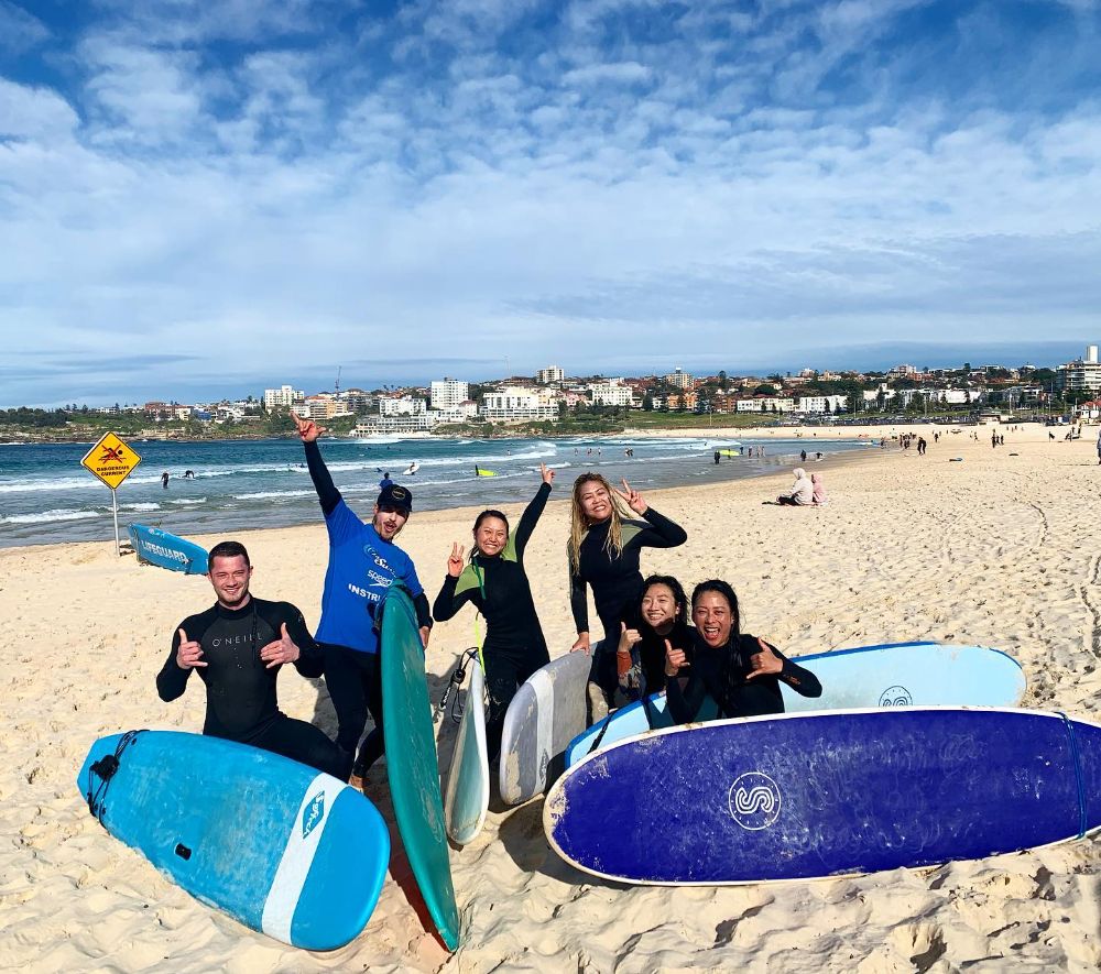 LETS GO SURFING - Bondi Facilities