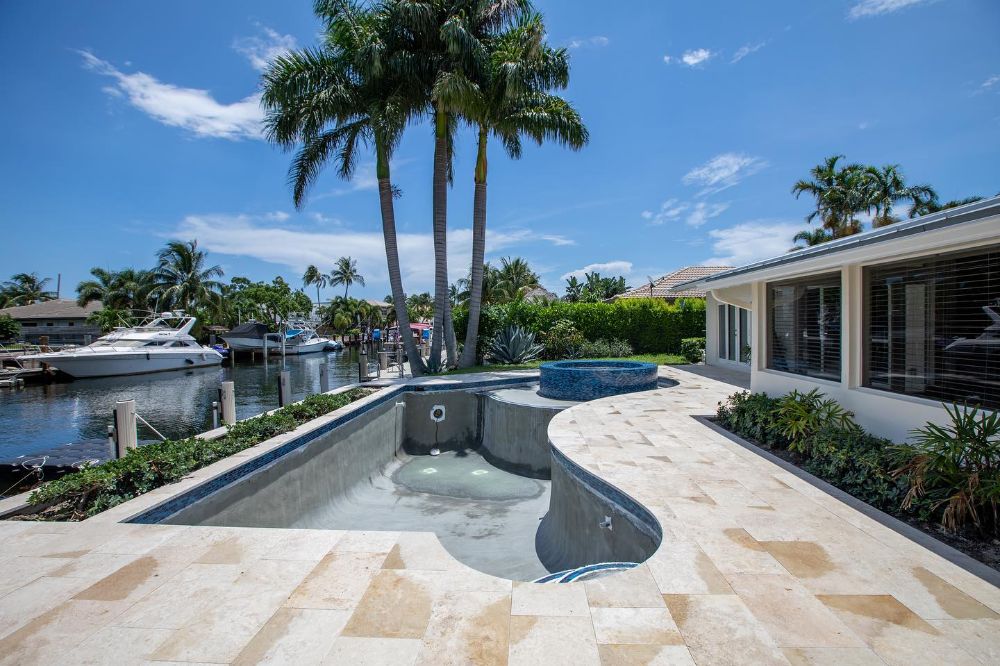 Master Touch Pool Services - Coral Springs Accommodate