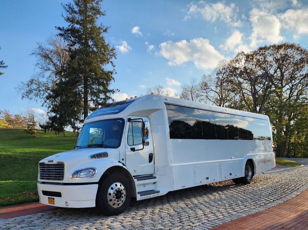 Sir Oliver Limousine - Bohemia Transports