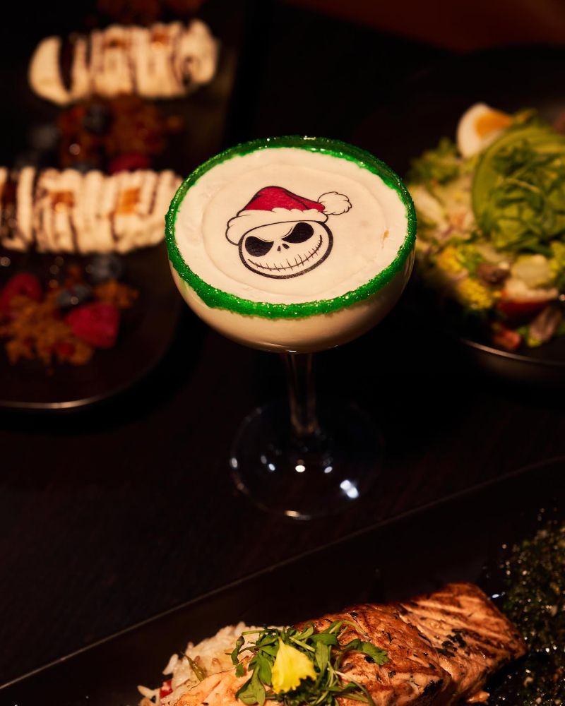 The Lobby Cocktail Lounge & Kitchen Thumbnails