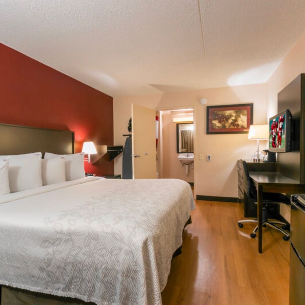 Red Roof Inn - Baldwin Combination