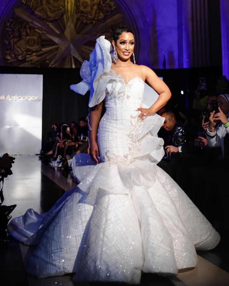 Esé Azénabor - Dallas Information