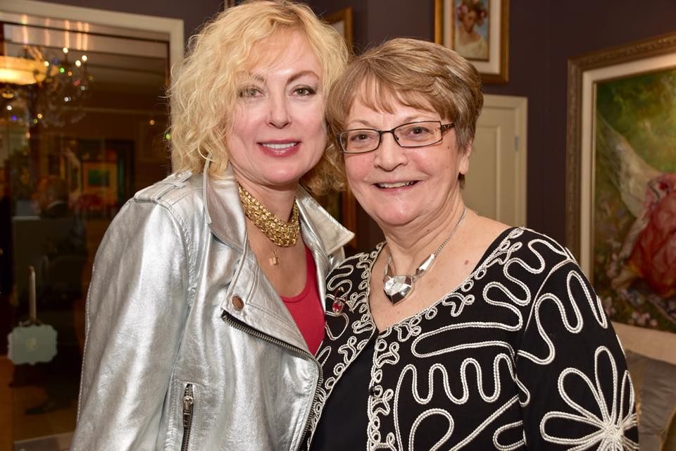 Platinum Living Fine Art Gallery - Carmel Comfortable