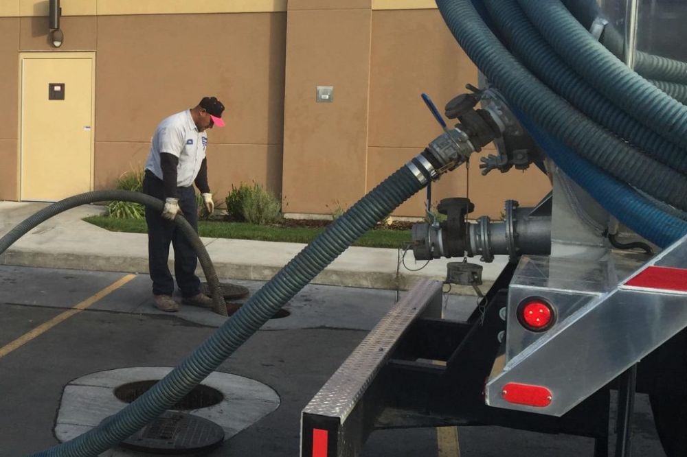 Chicago Grease Trap Cleaning - Chicago Cleanliness